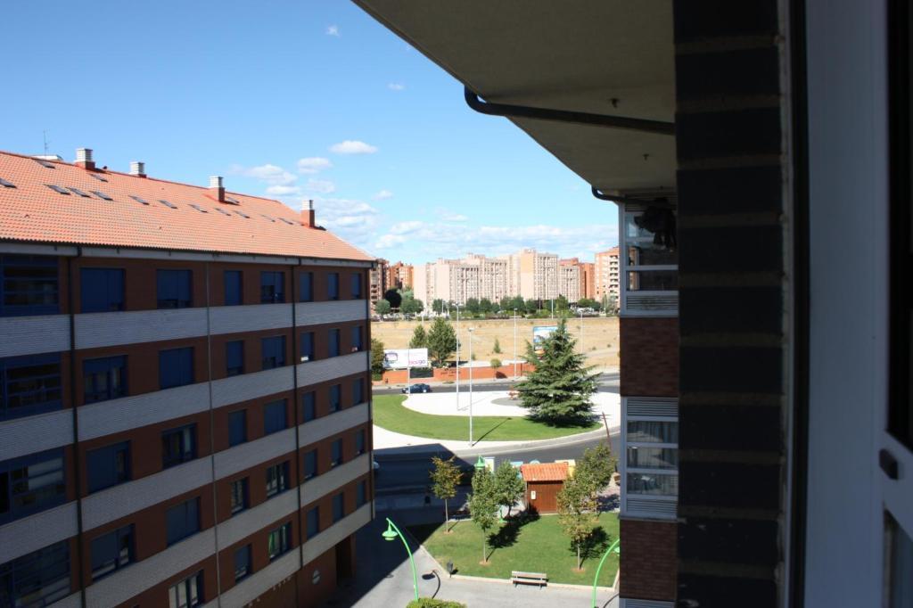 Apartmán Apartamento La Cenicienta León Exteriér fotografie